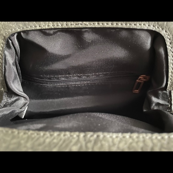 GUESS mini purse with matching wallet - Picture 7 of 10